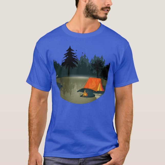 wild and romc camping with campfire romance funny T-Shirt (Vorderseite)