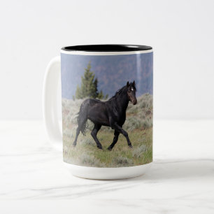 Wild-Black-Stallion-Tasse Zweifarbige Tasse