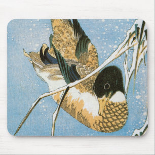 Wild Duck Schwimmend Schnee Beladene Röhricht von Mousepad