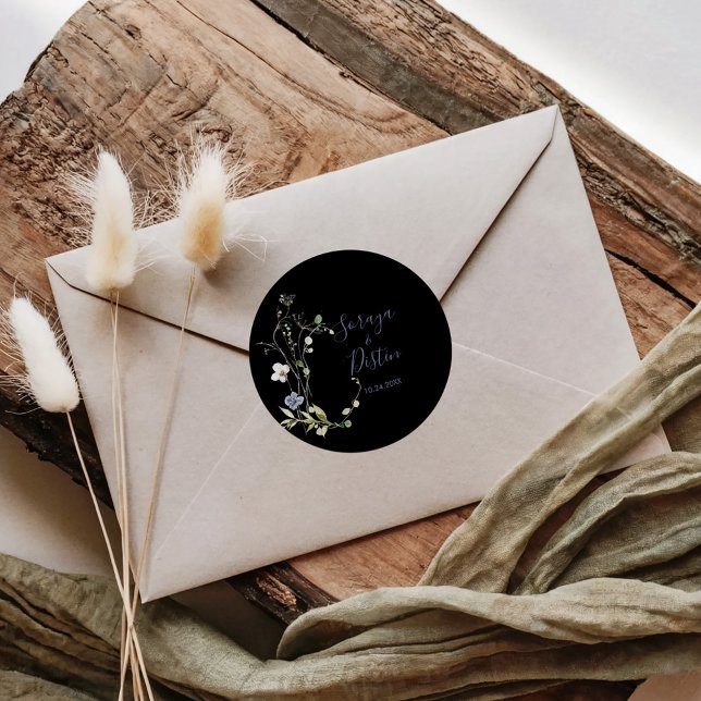 Wild Forest Floral Black Wedding Runder Aufkleber (Von Creator hochgeladen)