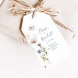 Wild Forest Floral Wedding Gift Tags Geschenkanhänger<br><div class="desc">Diese wildromantischen Hochzeitsmarken sind perfekt für eine rustikale Hochzeitsfeier. Dieses Design zeichnet sich durch handbemalte Aquarelltöne in Weiß- und Blautönen aus,  Blume mit grünem Blattwerk.</div>