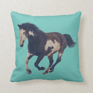 Wild Galloping Pinto American Paint Horse Kissen