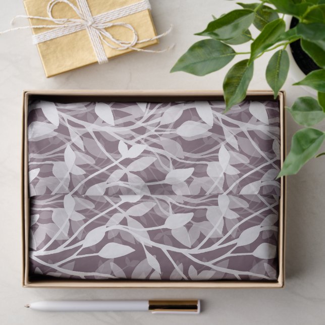 Wild Garden Mist Modern Botanical Foliage plum Seidenpapier (Geschenk)