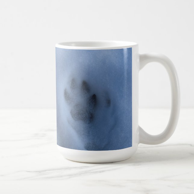 Wild grauer Wolf Paw Print im Winterschnee Tasse (Rechts)
