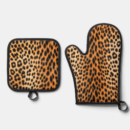 Wild Leopard Energy – Bold Animal Print Fashion Ofenhandschuh & Topflappen-Set