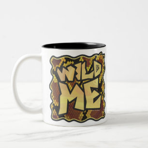 Wild Me Snake Brown and Gold Print Zweifarbige Tasse
