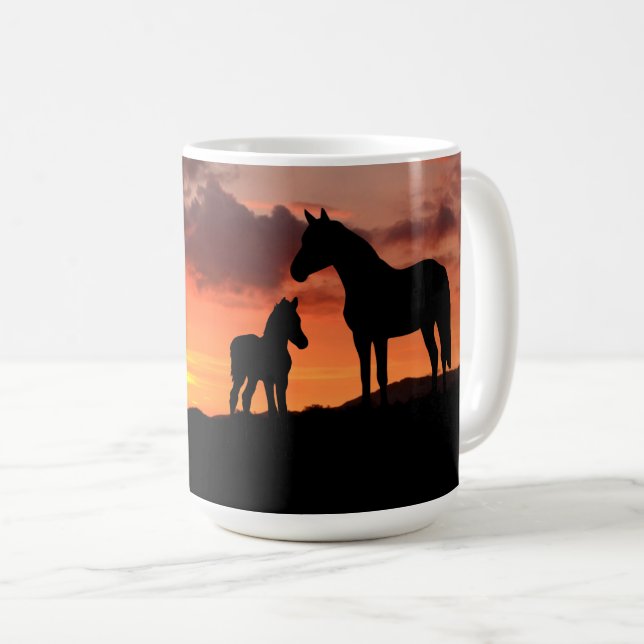 Wild Mustang Mare und Foal Coffee Tasse (VorderseiteRechts)