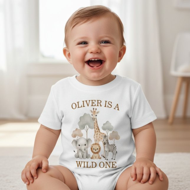 Wild One Boy 1st Birthday Safari Baby T-shirt (Von Creator hochgeladen)
