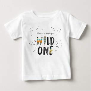 Wild One First Geburtday T - Shirt Tribal Feathers