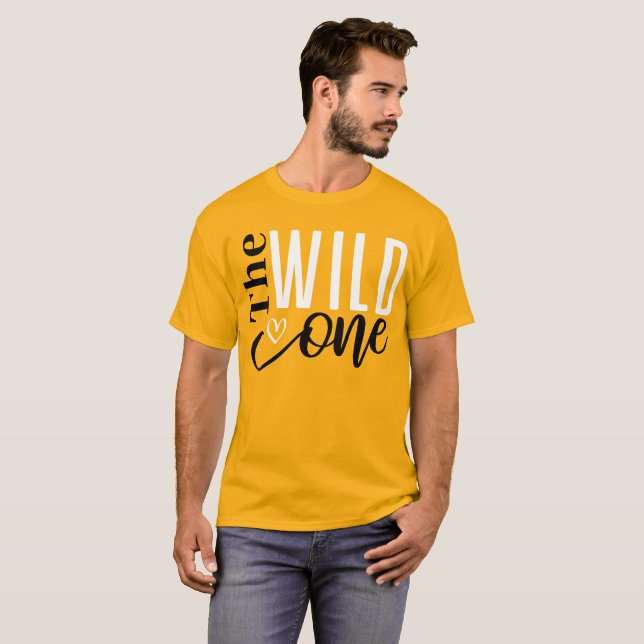 Wild One - Lustige Freunde Reise Personalisierte Ü T-Shirt (Vorne ganz)
