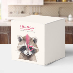 Wild One Mohawk Raccoon Babydusche Geschenkschachtel