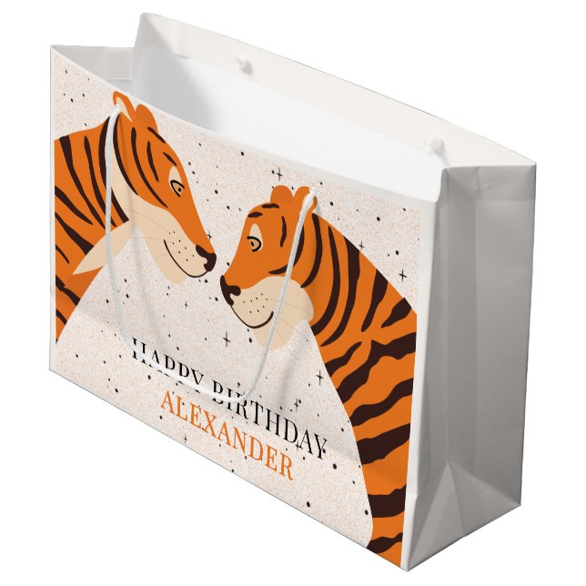 Wild One Safari Tiger Happy Birthday Große Geschenktüte (Vorderseite Schrägansicht)