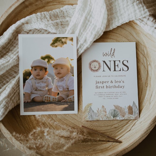 Wild Ones Twins Neutrale Blätter - Foto Geburtstag Einladung (Wild Ones Twins Neutral Leaves - Photo Birthday Invitation)