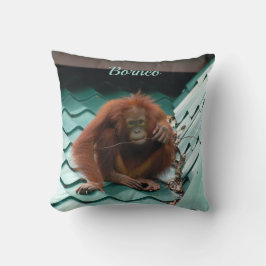 Wild Orangutan Ape auf Dach in Borneo Fotografie Kissen