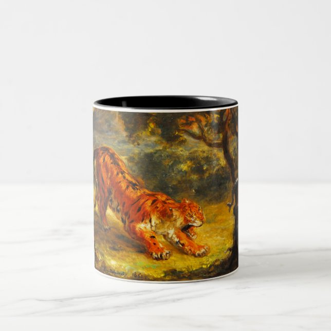 Wild Tiger und eine Schlange (Tierart) Zweifarbige Tasse (Mittel)