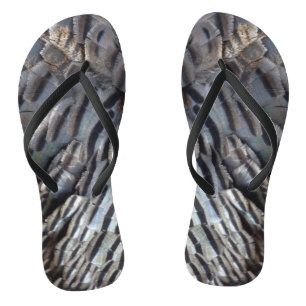 Wild Turkey Feathers II Abstrakte Naturgestaltung Flip Flops