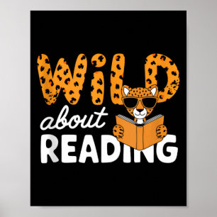 Wild über das Lesen von Büchern Leser Liebhaber Bi Poster