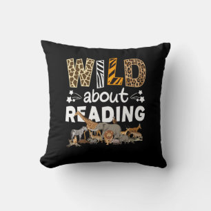 Wild über das Lesen von Büchern und Bücherwurm Kissen