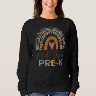 Wild über Pre-K Leopard Boho Regenbogen zurück nac Sweatshirt