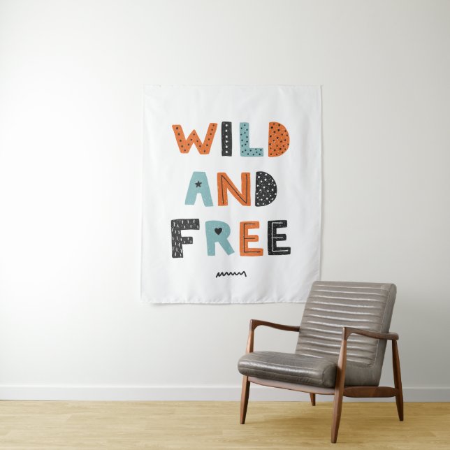 Wild und frei | Doodle Letters Wandteppich (Beispiel)