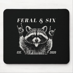 Wild und sechs Waschbär lustiger 6. Geburtstag Mäd Mousepad