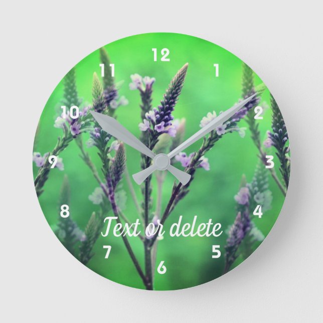 Wild Vervain Blume Personalisiert Runde Wanduhr (Vorderseite)