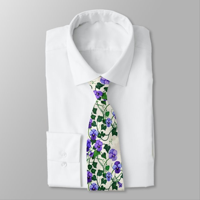 Wild Violets & Ivy Nahtloses Botanisches Muster Krawatte (Gebunden)