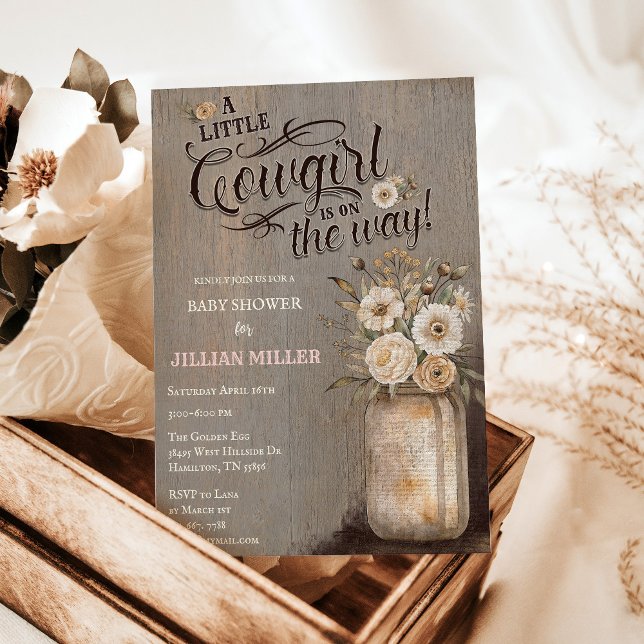 Wild West Baby Shower Cowgirl Boots Einladung (A little cowgirl is on the way with floral mason jar vintage distressed wood invitation)