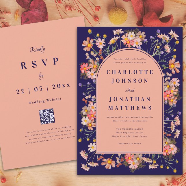 Wildblume Arch Navy Blue Hochzeit im Herbst Einladung (Wildflower arch elegant navy blue peach fall wedding invitation with rsvp website qr code)