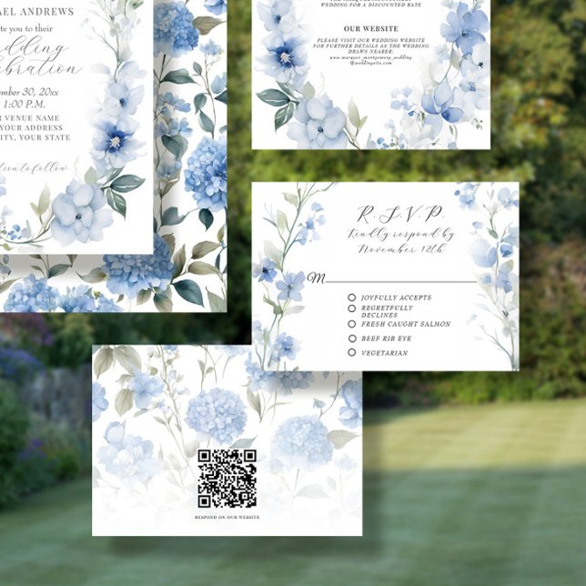 Wildblume Blumenblau und Weiß Elegante Hochzeit RSVP Karte (Von Creator hochgeladen)
