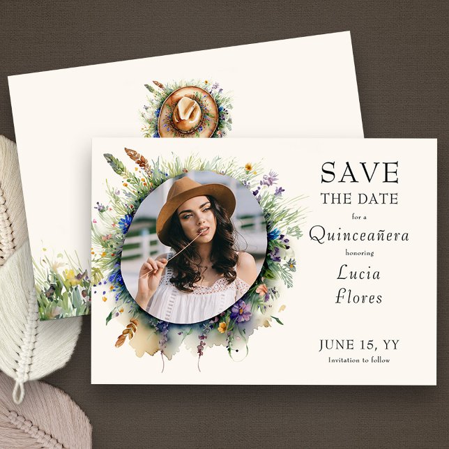 Wildblume Cowgirl Rustic Floral Quinceanera Foto Save The Date (Quinceanera Photo Save the Date from my Wildflower Cowgirl Hat Quinceanera Collection
)
