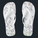 Wildblume Floral Flip Flops<br><div class="desc">Sanft schwingende Wildblumen in weichen Poren,  Blues und Grau schaffen ein charmantes Ambiente für eine rustikale Hochzeit oder eine Hochzeit im Freien. Sehen Sie sich alle Erholungen der passenden Stücke in dieser Kollektion an. Schreiben Sie mir unter hello@mistyqe.com für weitere passende Stücke oder Anpassungsanfragen.</div>