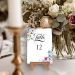 Wildblume Garden Elegante Hochzeit Tischnummer<br><div class="desc">Wildblume Hochzeitskarte mit floralen Aquarellarrangements und eleganter Typografie. Die Tischnummer ist mit aus dem 19. Aquarellfarbenes Blumendesign mit wilden Blume und Grün in den Farbtönen von rosa-blauem periwinkligem Lavendelgrün und Magenta. Modernes, hübsch lebendiges und farbenprächtiges botanisches Blumengartendesign besticht durch den Charme und die Romantik einer böhmischen Wild-Blume-Wiese. Ideal für eine...</div>