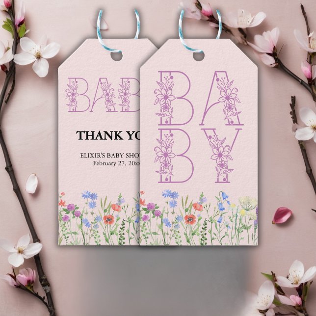 Wildblume Lila Floral Baby Monogram Babydusche Geschenkanhänger (Von Creator hochgeladen)