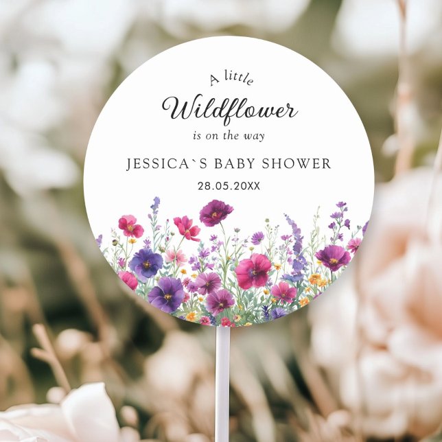 Wildblume, Lila-rosa-Blume-Babydusche Runder Aufkleber (Personalized, Wildflower, Purple-Pink-Flower Baby Shower Classic Round Sticker with your Name & Date)