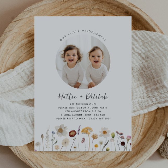 Wildblume Twin Girls Foto Geburtstag Einladung (Zazzle Wildflower Twin Girls Photo Joint Birthday Invitation)
