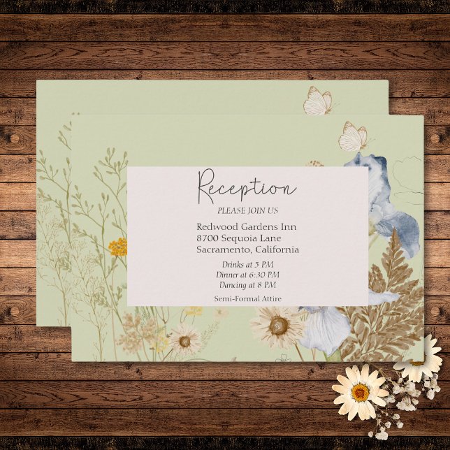 Wildblumen an der Hochzeitsempfehlung Begleitkarte (Wildflowers on Light Sage Wedding Reception Enclosure Card)