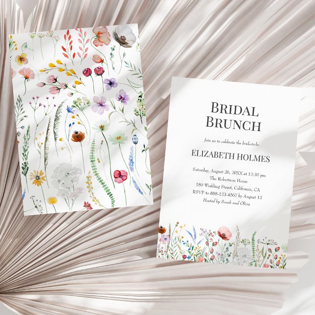 Wildblumen Bridal Brunch Einladung (Watercolor Wildflowers Bridal Brunch Invitation on a sunny neutral dry palm leaf.)