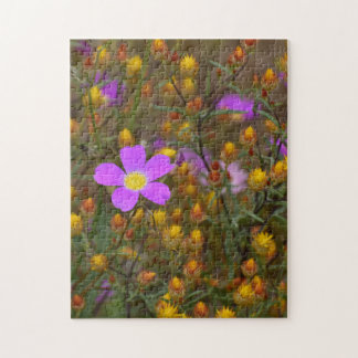Wildblumen-Harmonie – Lila und Gold in Blüte Puzzle