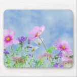 Wildblumen, Schönheit der Natur Mousepad<br><div class="desc">Schöne pastellfarbene Wildblumen, die Schönheit der Natur.</div>