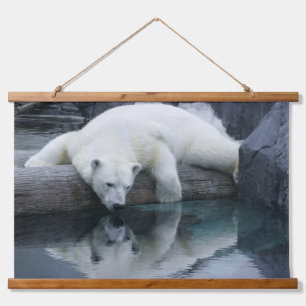 Wilde Bären - Reflections Polar Bear Wandteppich Mit Holzrahmen
