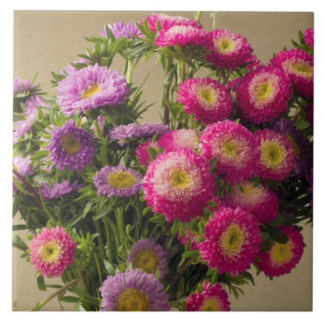 Wilde Blume in einer Vase-Display-Tile Fliese (Vorderseite)