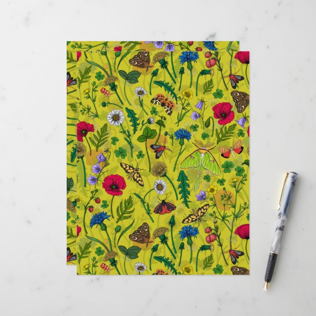 Wilde Blume und Motten auf Grün (Vorderseite/Rückseite Beispiel)