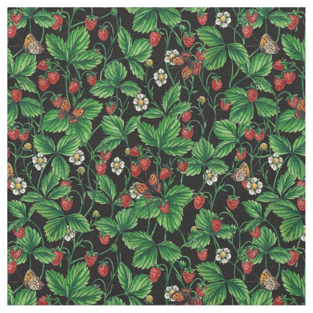 Wilde Erdbeeren auf schwarz Stoff (Nahaufnahme)