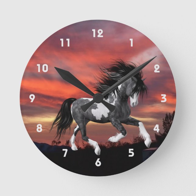 Wilde Paint Horse Wall Clock Runde Wanduhr (Vorderseite)