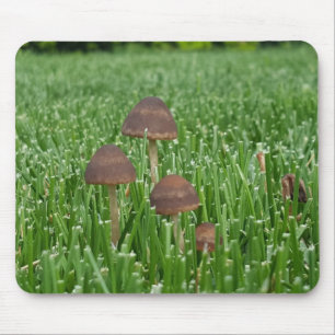 Wilde Pilze und Grasmousepad Mousepad