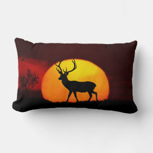 Wilde Rentiersilhouette & Sonnenaufgang im Dschung Lendenkissen