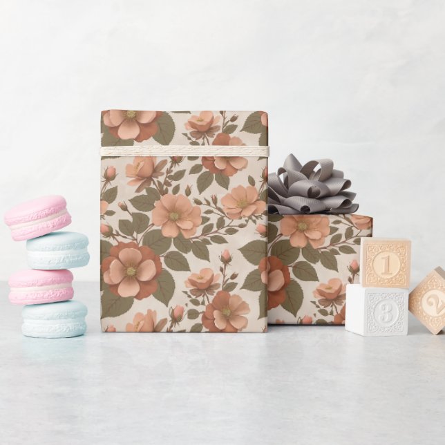 Wilde Rose blüht in erdigen Terrakotta-Tönen  Geschenkpapier (Babyparty)