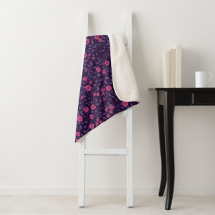 Wilde Rosen in Rosa und Violett Sherpadecke