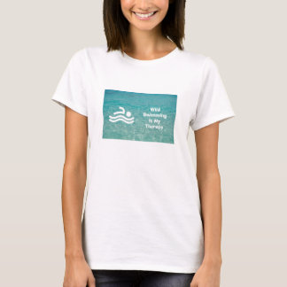 Wilde Schwimmen ist meine Therapie-Kunst T-Shirt